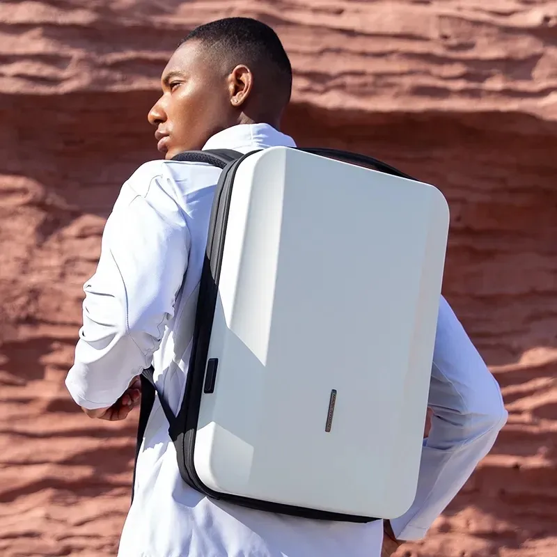 Mark Ryden anti-diefstal laptoprugzak met code-slot