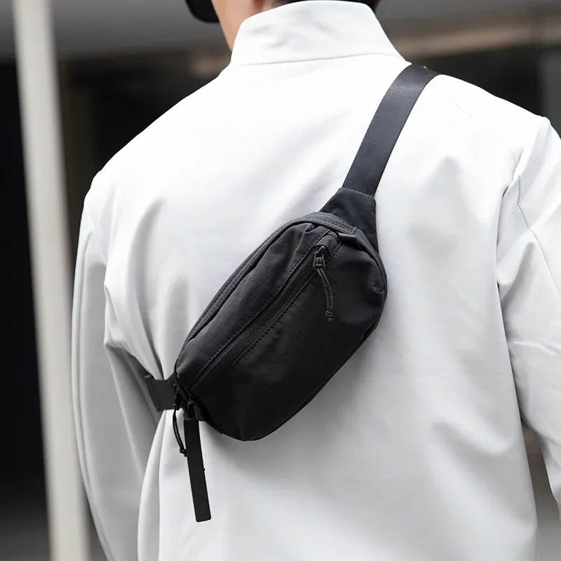 MARK RYDEN anti-diefstal sling bag met RFID en waterafstotende afwerking